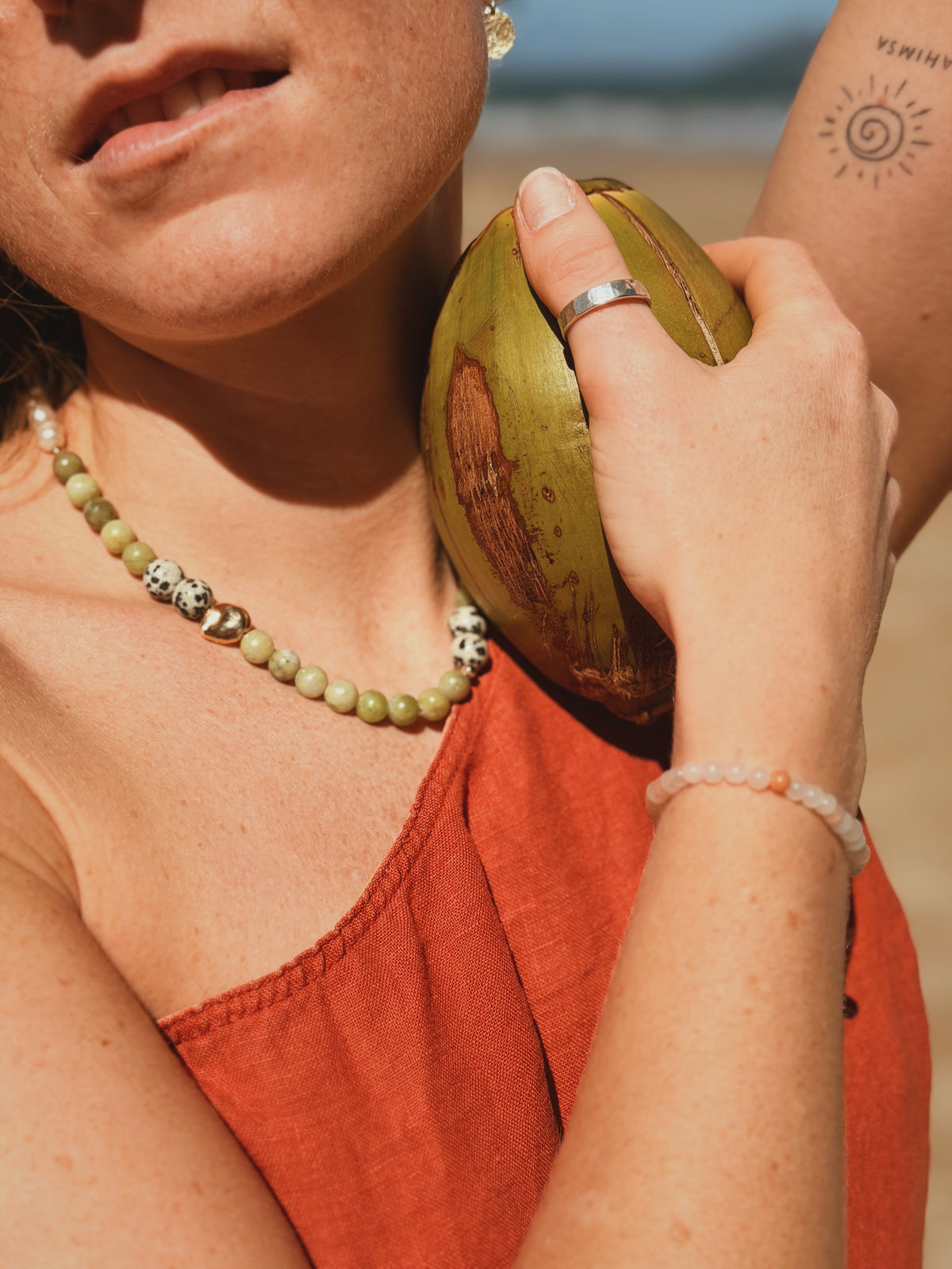 Terra Bloom – Earthy Pearl Bead Necklace